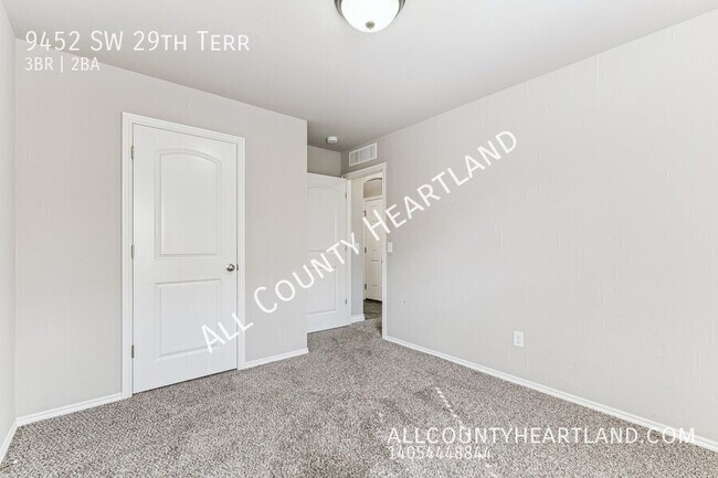 Building Photo - 9452 SW 29th Terrace