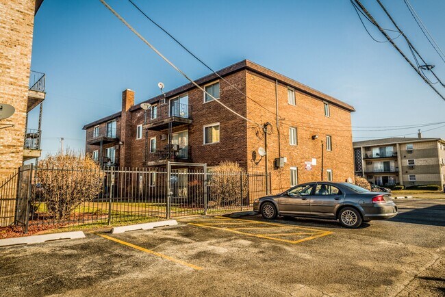 Building Photo - 1677 State