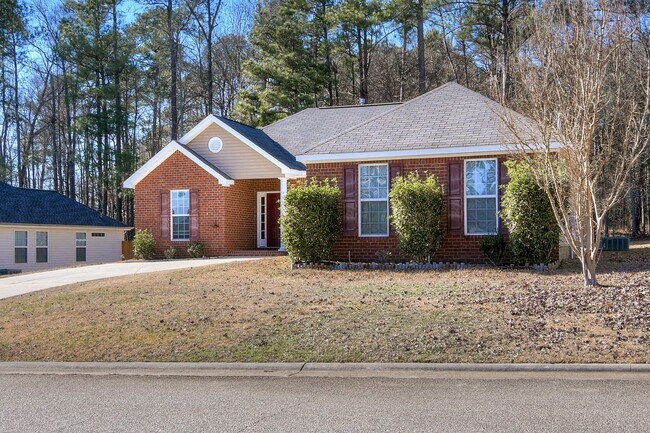 Building Photo - 1215 Pinnacle Dr