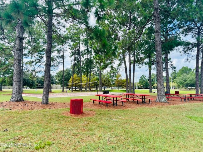 Building Photo - 9332 Beresford Ct