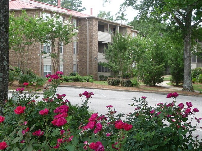 Building Photo - 508 Patton Chapel Way