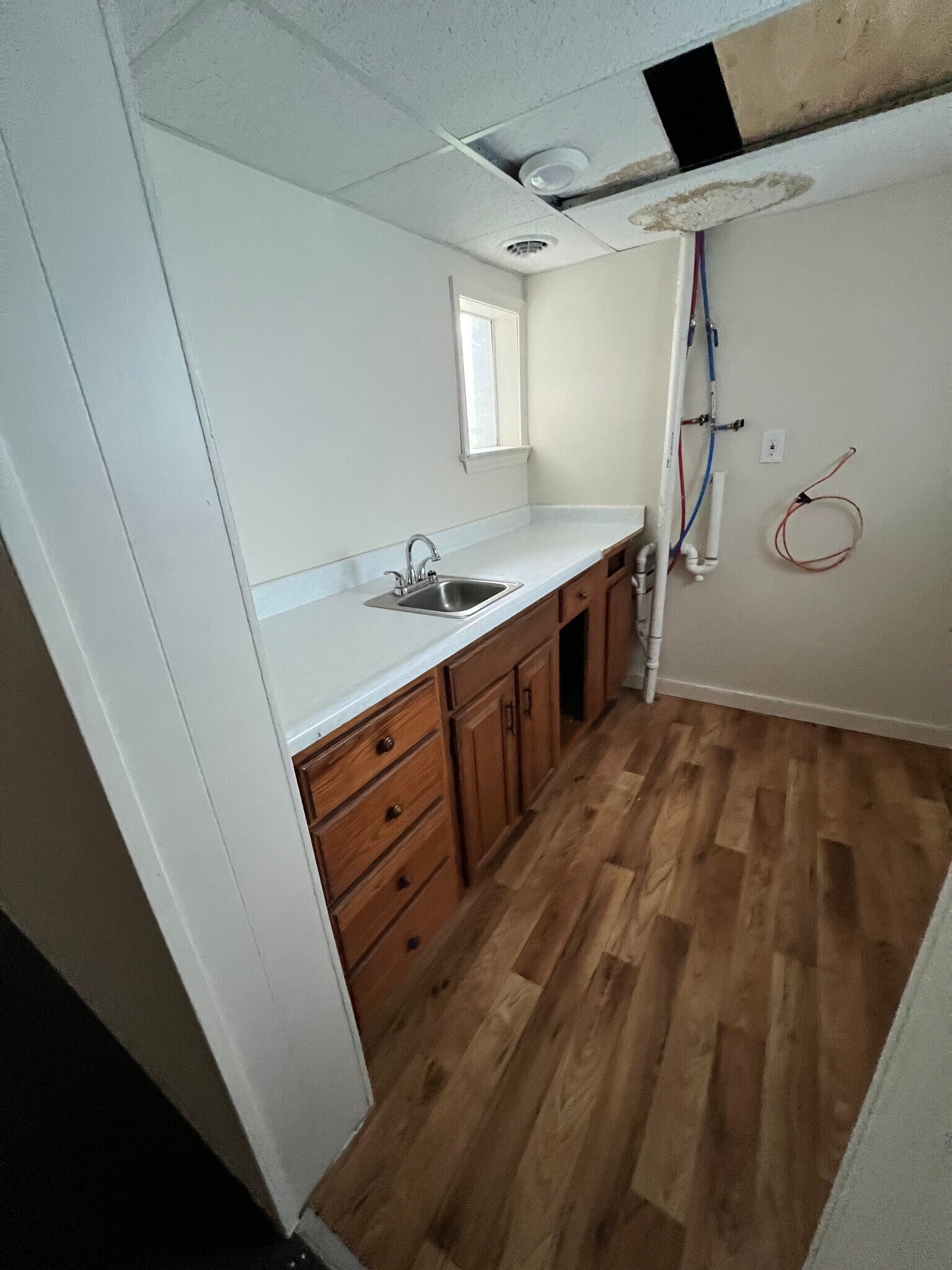 Building Photo - 481 2nd St