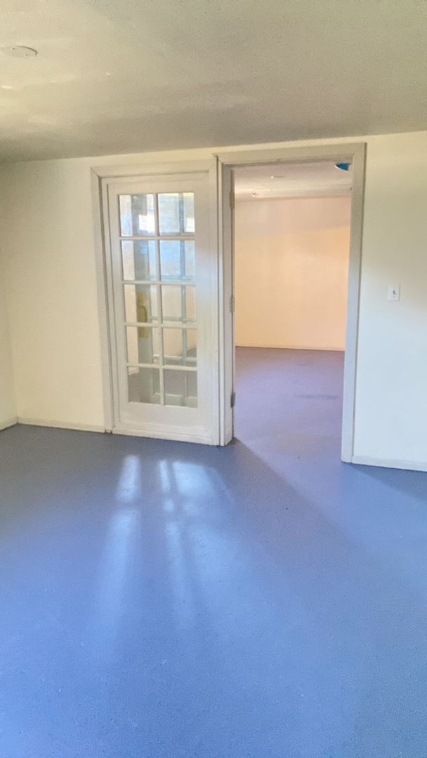 Building Photo - 1725 N Perry~+