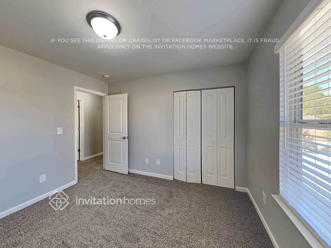 Building Photo - 301 Nutwood Trce