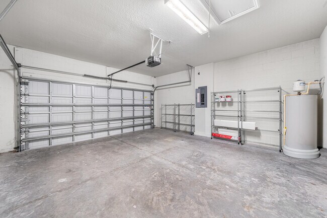 Building Photo - 8359 Hanoverian Dr