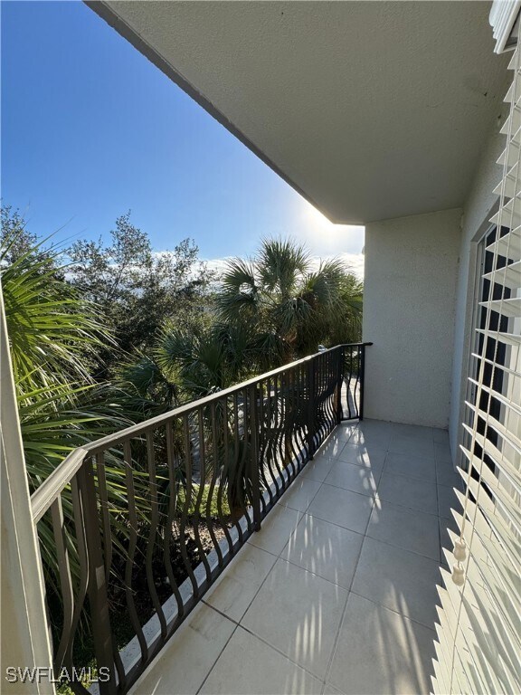 Building Photo - 1100 Pine Ridge Rd