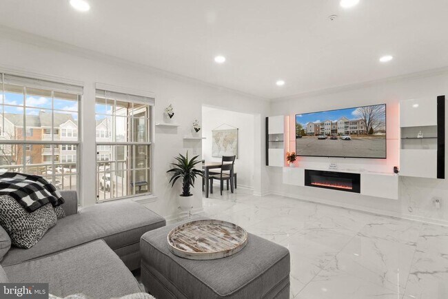 Building Photo - 12286 Ashmont Ct