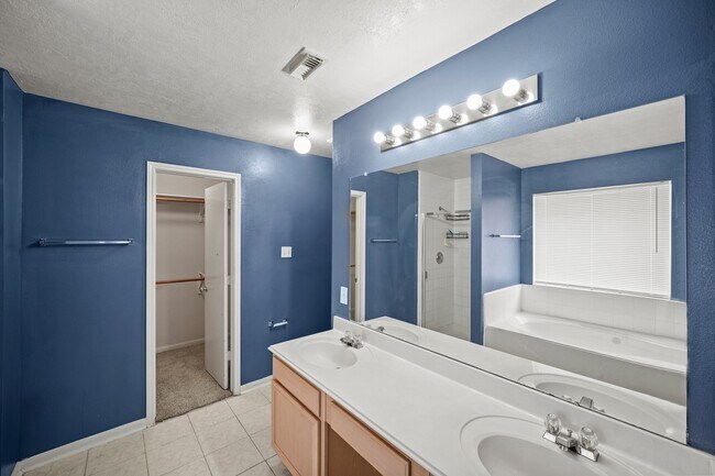 Building Photo - 19322 Cactus Rose Dr