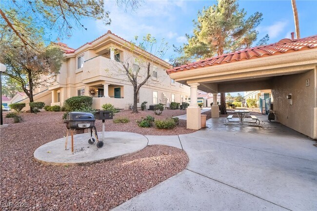 Building Photo - 1547 Jenny Linn Dr