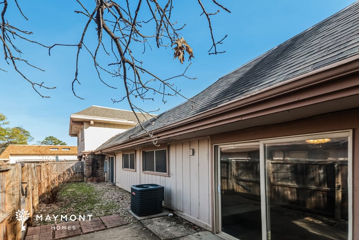 Building Photo - 4421 Westminster Dr