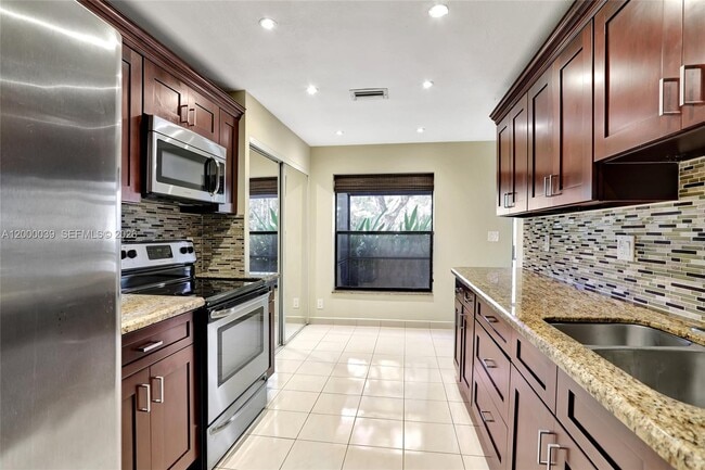 Building Photo - 2215 NW 45th Ave