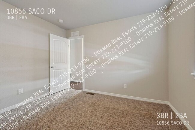 Building Photo - 10856 Saco Dr