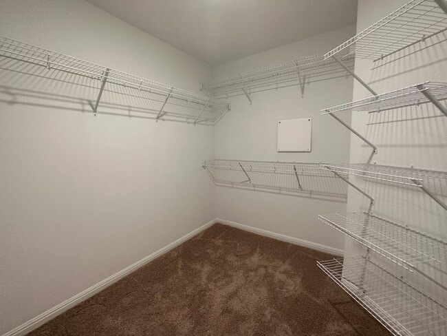 Building Photo - 18300 Speculator Ln