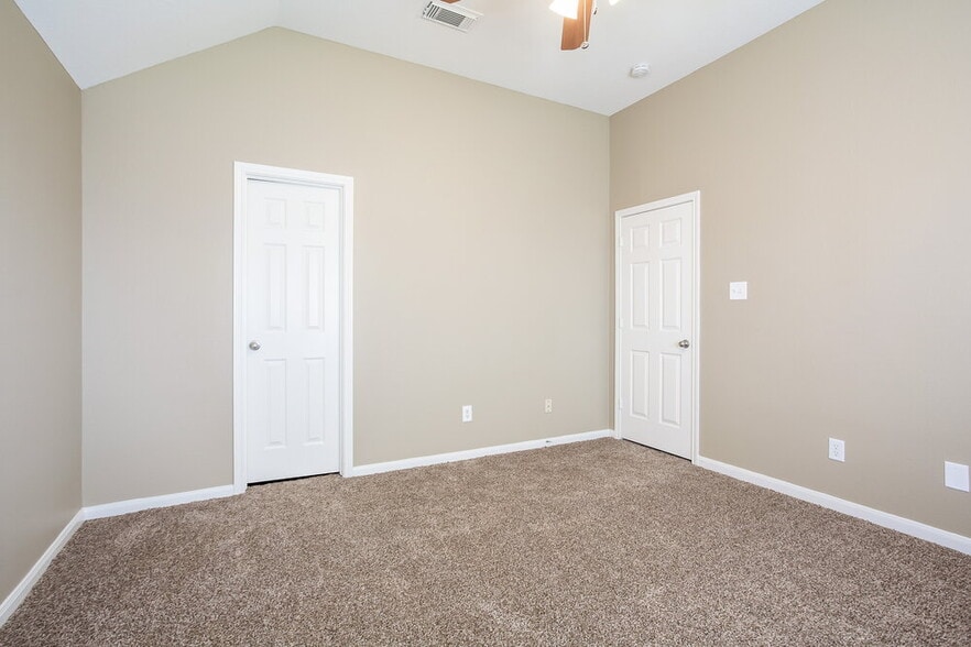 Building Photo - 13010 Maile Park Dr