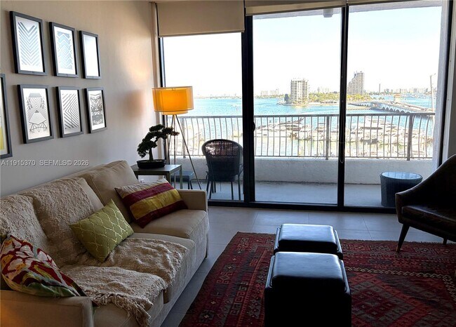 Building Photo - 555 NE 15th St