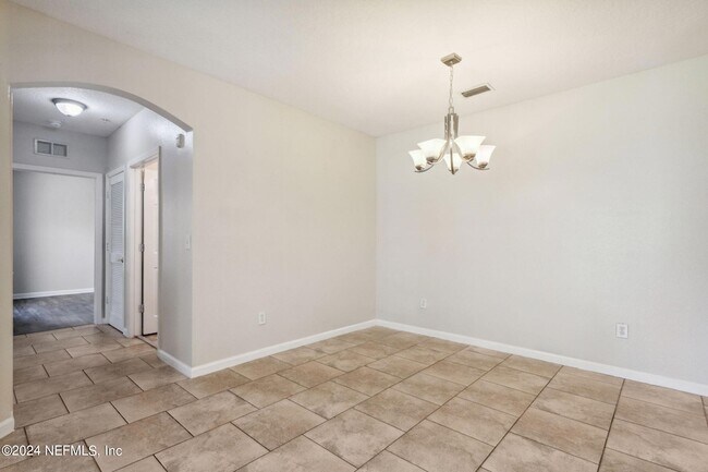 Building Photo - 785 Oakleaf Plantation Pkwy