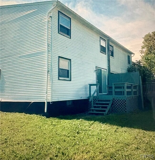 Building Photo - 8050 Lucas Dr