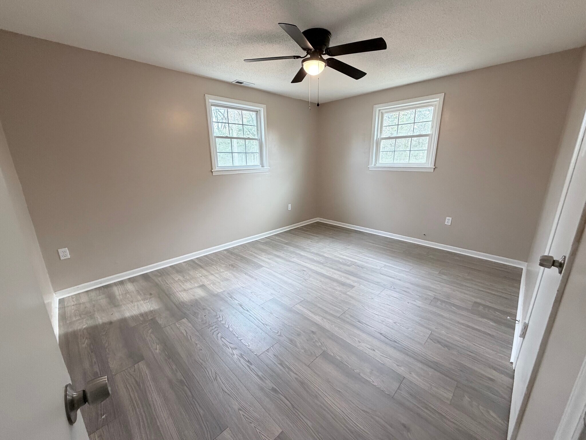 Building Photo - 125 McClure St