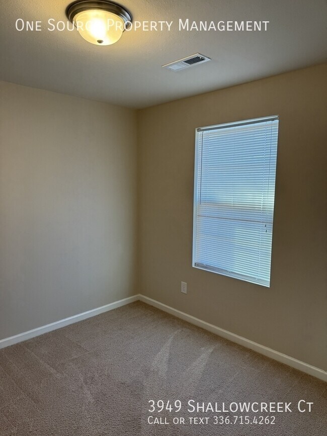 Building Photo - 3949 Shallowcreek Ct