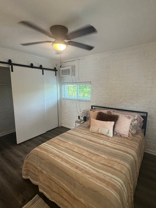 Building Photo - W Grant Apartments