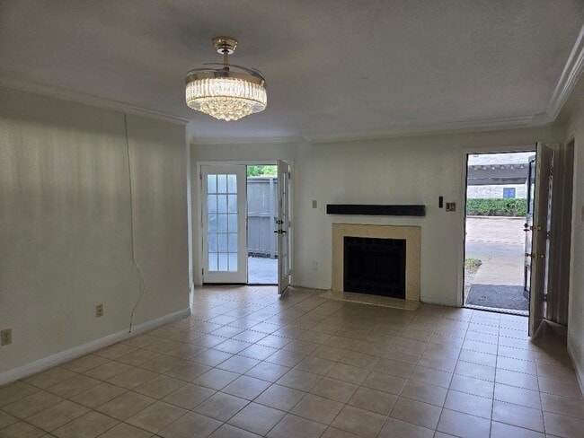 Building Photo - 10823 Braes Bend Dr