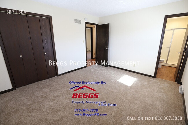 Building Photo - 1229 Broadmore Ln