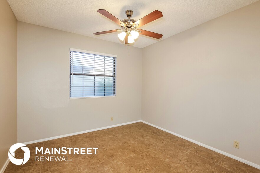 Building Photo - 3830 W Marconi Ave
