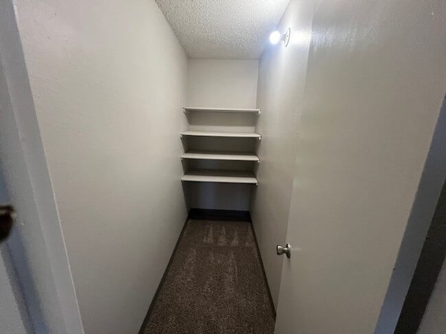 Building Photo - 2575 Irving Ct