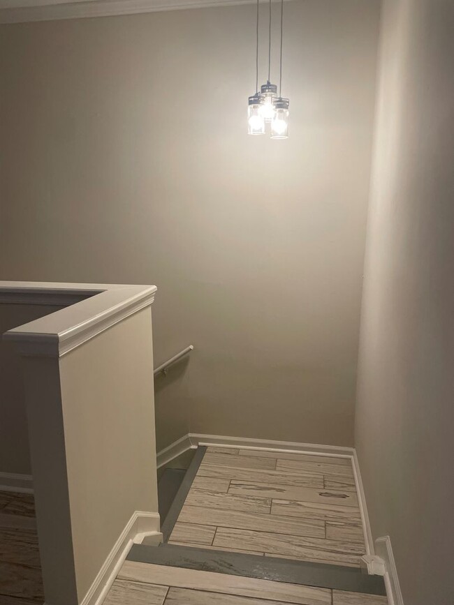 Building Photo - 1BR 1 B available 10/3/24- Carriage Hill