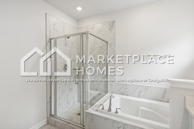 Building Photo - 313 McHenry Dr