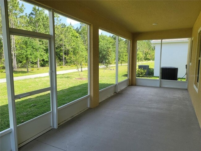 Building Photo - 128 Oakleaf Way