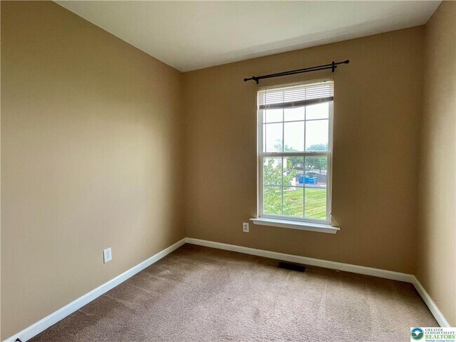 Building Photo - 1503 Artisan Ct