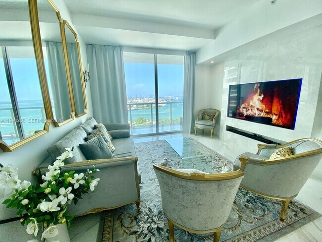 Building Photo - 253 NE 2nd St