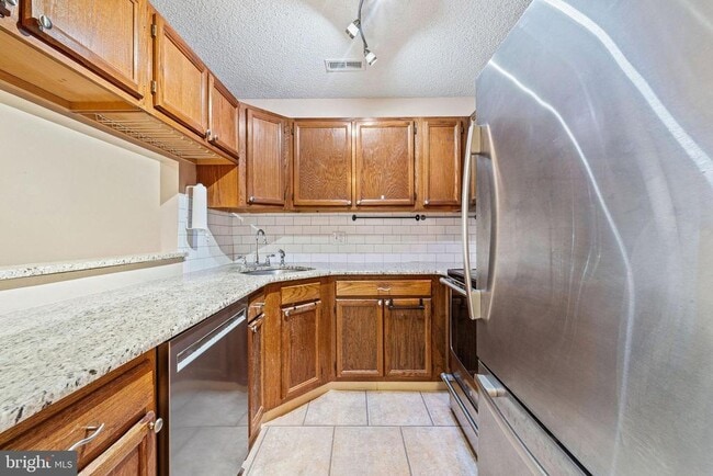 Building Photo - 4807 Aberdeen Dr