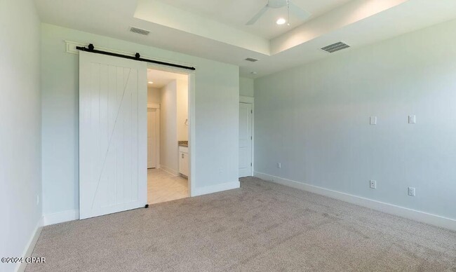 Building Photo - 427 Foxtail Wy