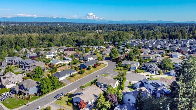 Building Photo - 2709 17th Ave Ct SW