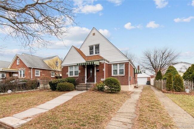 Building Photo - 82-51 257th St