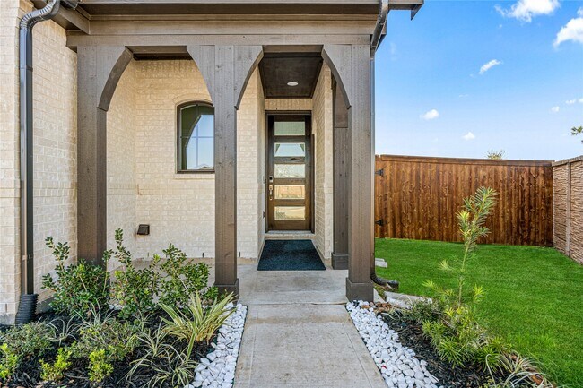 Building Photo - 5106 Sistine Dr