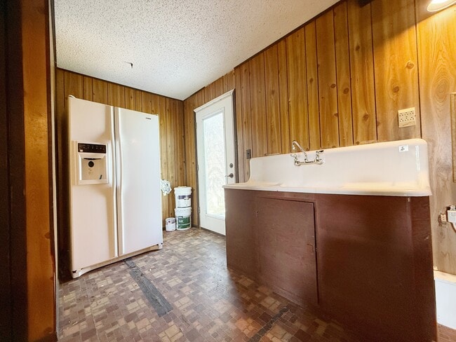 Building Photo - 6079 FM 1753