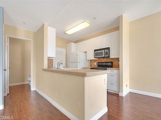 Building Photo - Beautifully Maintained Condo in Prestigious Chino Hills Community