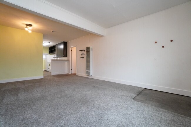 Building Photo - 4203 W Kootenai St