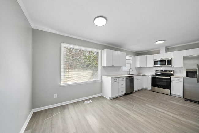 Building Photo - Mayodan