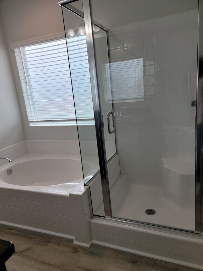 Building Photo - Coastal Point