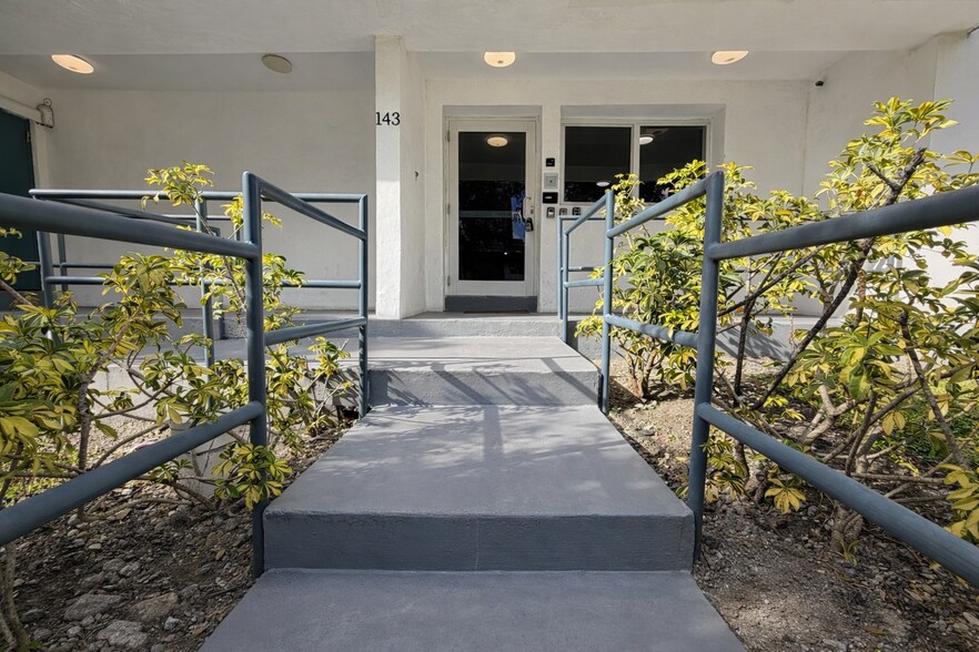 Building Photo - 132 SW 9th St