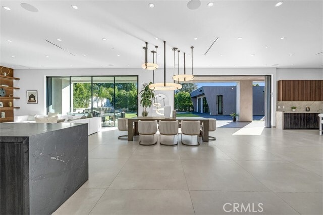 Building Photo - 13016 Chandler Blvd