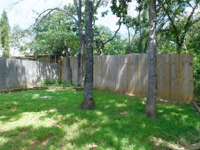 Building Photo - 108 Red Bluff Dr
