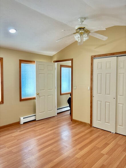 Building Photo - 244 E Broadway