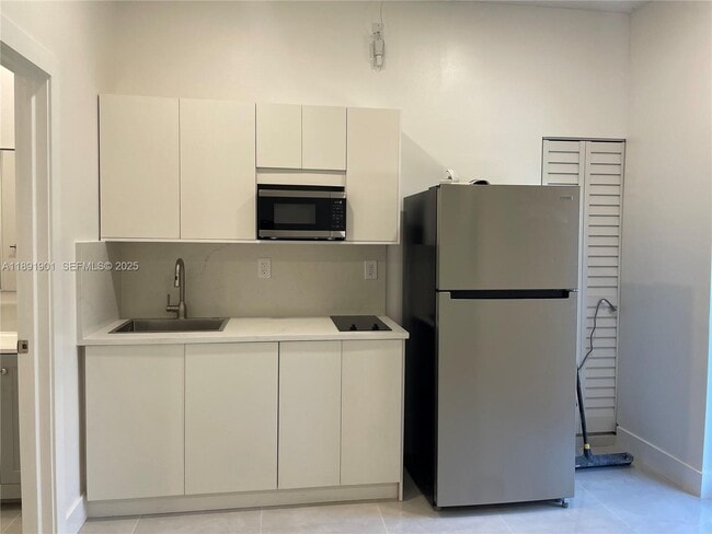 Building Photo - 30778 SW 192nd Ave