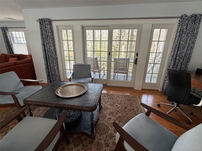 Building Photo - 27 Deer Path