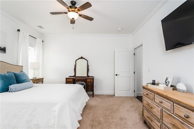 Building Photo - 2332 Rutland Rd